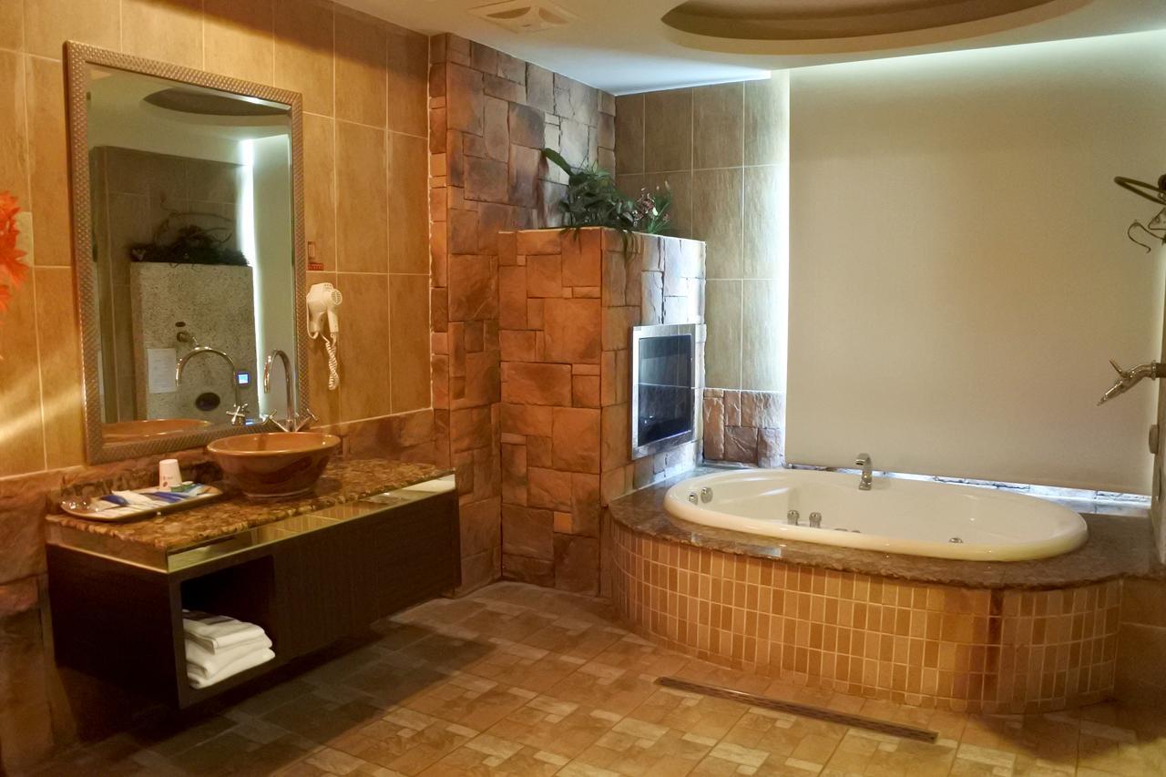 North Country Motel Yingge Екстериор снимка